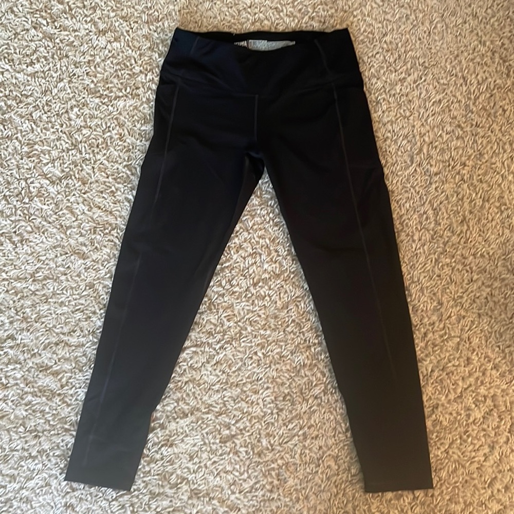 Like New VS sport knockout leggings